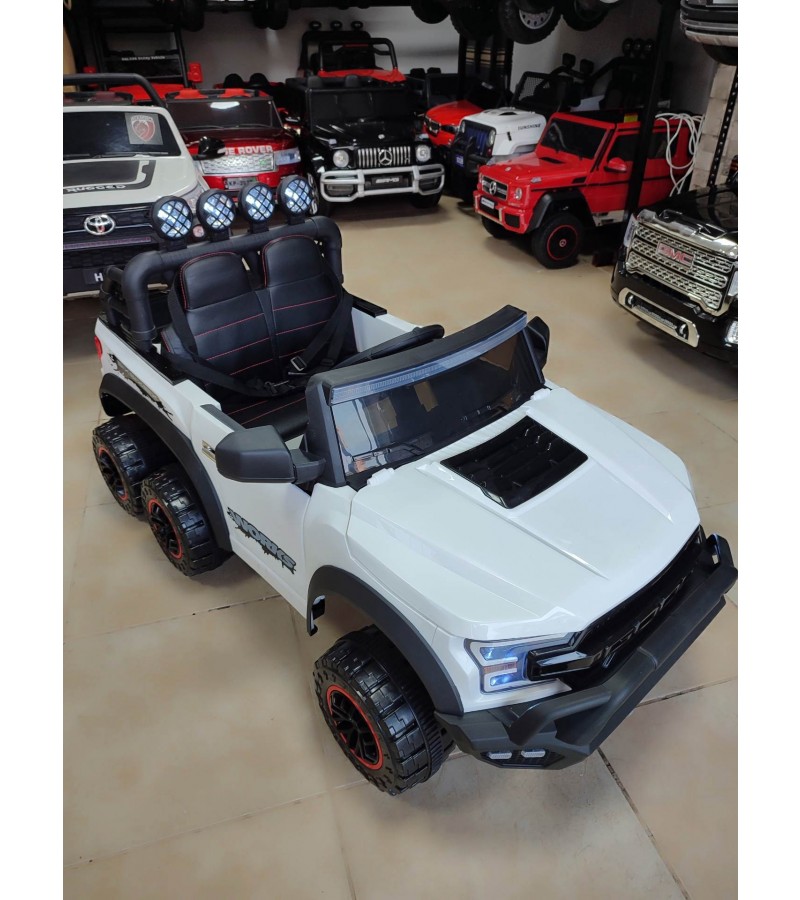 6 Teker Tek Kisilik Jeep! 12V, 4x4, 6 Teker Amortisman, Kumandali, Cep Kontrol Akülü Araba