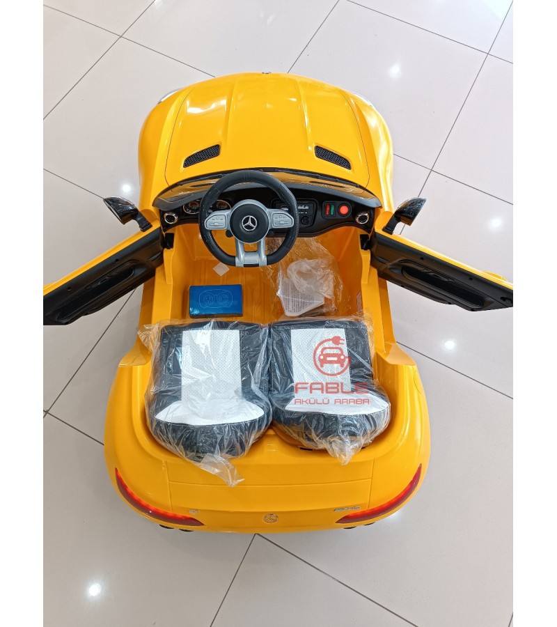 MERCEDES GT! 12V, 4x4, Yumuşak Lastik, Çift Kişilik, Kumandali Akülü Araba