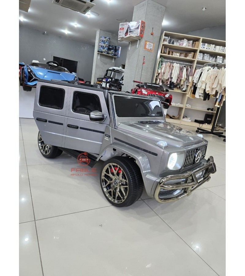 Mercedes G63 24 Volt! 4X4, Yumuşak Lastik, Çift Kişilik Çift Koltuk, Bluetooth Müzikli & FM Radyolu Akülü Araba! (LİSANSLI)