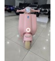 Vespa Akülü Motor! 12V, Uzaktan Kumandalı, Çift Motor, Ön Far, Deri Koltuk!