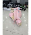 Vespa Akülü Motor! 12V, Uzaktan Kumandalı, Çift Motor, Ön Far, Deri Koltuk!