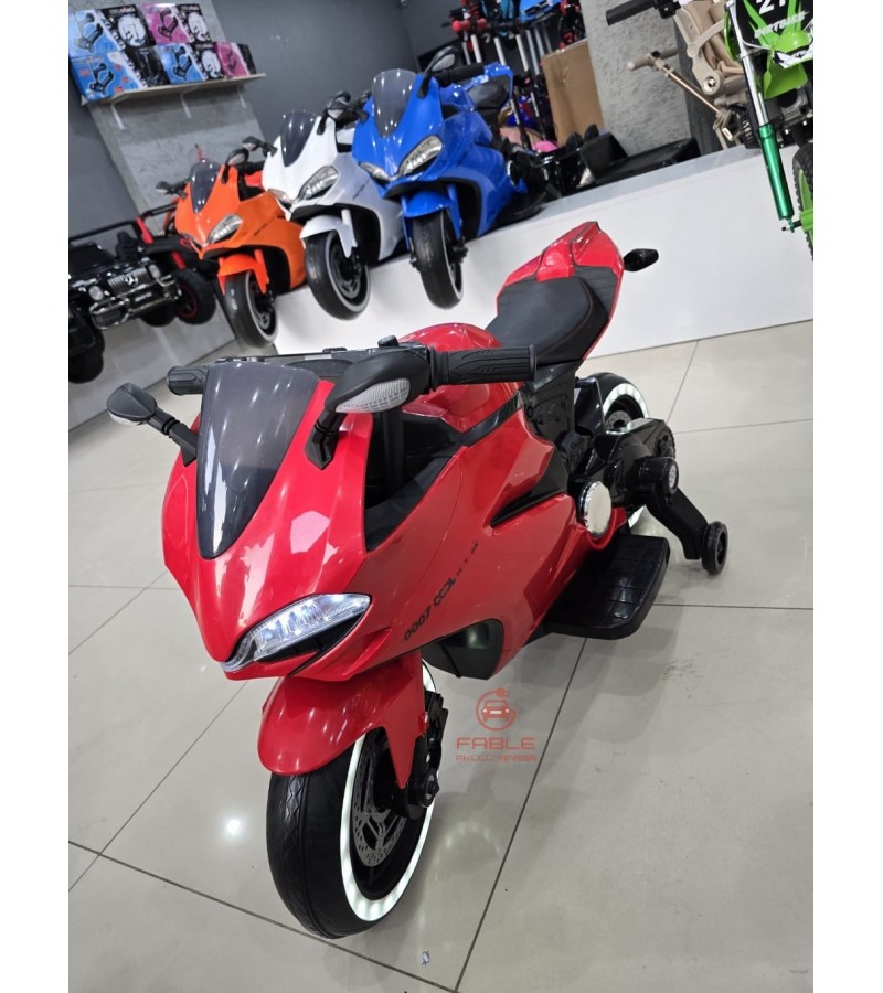 Cool Motors Yarış Motoru! 12V, Elden Gazlı,  Destek Tekerli, Ara Gaz Sesi, Amortisörlü