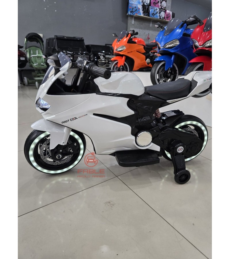 Cool Motors Yarış Motoru! 12V, Elden Gazlı,  Destek Tekerli, Ara Gaz Sesi, Amortisörlü