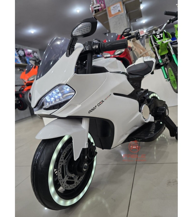 Cool Motors Yarış Motoru! 12V, Elden Gazlı,  Destek Tekerli, Ara Gaz Sesi, Amortisörlü