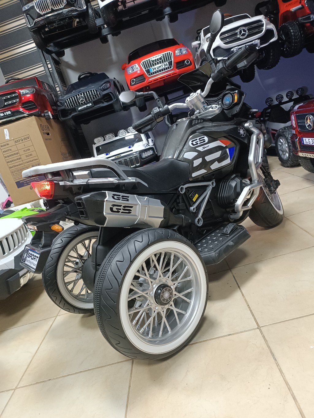 BMW R1250 Motor! 12V, Elden Gazlı, Ayaktan Fren, Aragaz Motor Sesi,15 ...